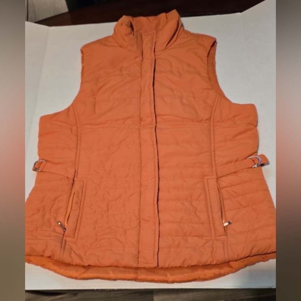 Women's Orange Quilted Vest - Picture 6 of 16